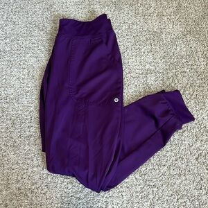 Women’s Beyond Scrubs Pants
